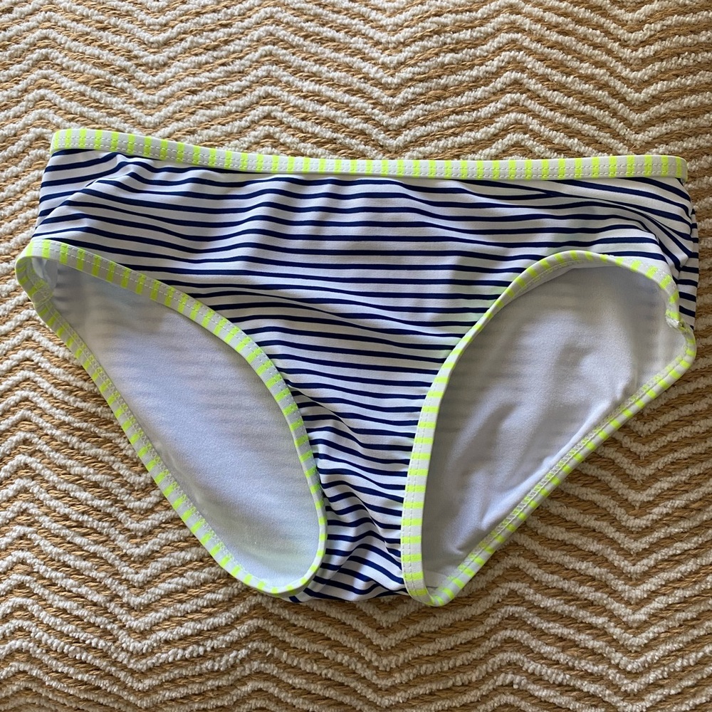 Bikini bottoms
